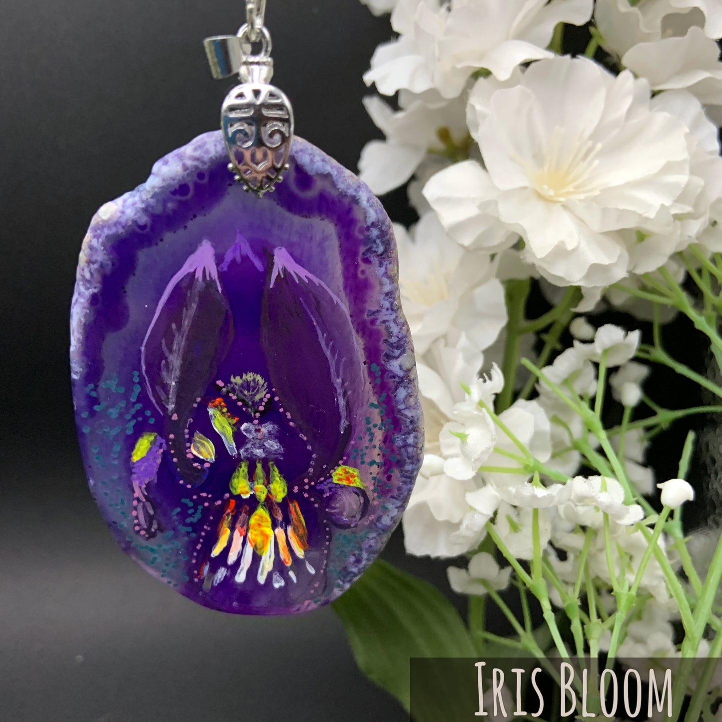 Agate Pendant - Iris Bloom