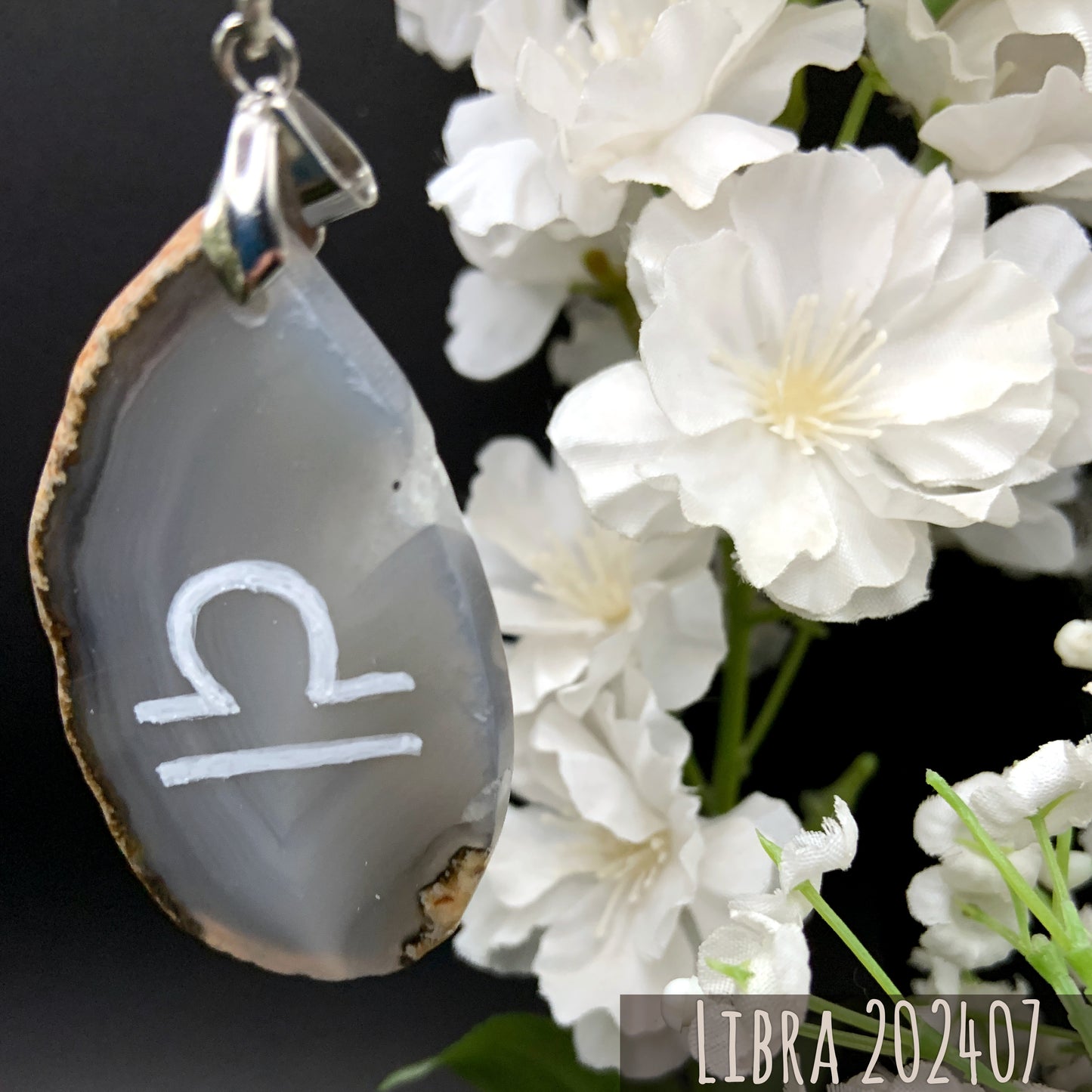 Agate Pendant - Libra Zodiac 202407